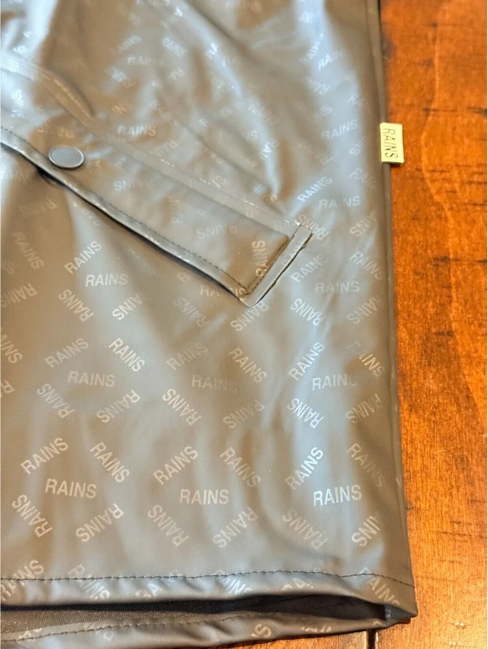 RAINS Jacket W3 House Monogram  Waterproof Hooded Rain Jacket Unisex Large NWT